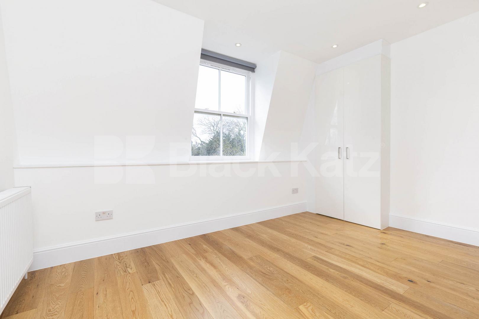 Modern Apartment Lonsdale Road, Notting Hill